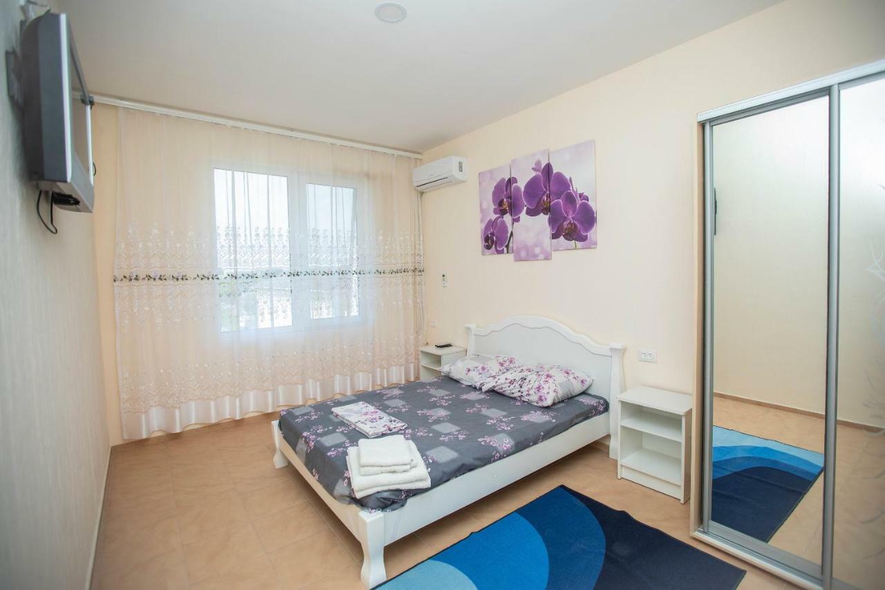 Amalia Hotel Zaliznij Port Eksteriør bilde