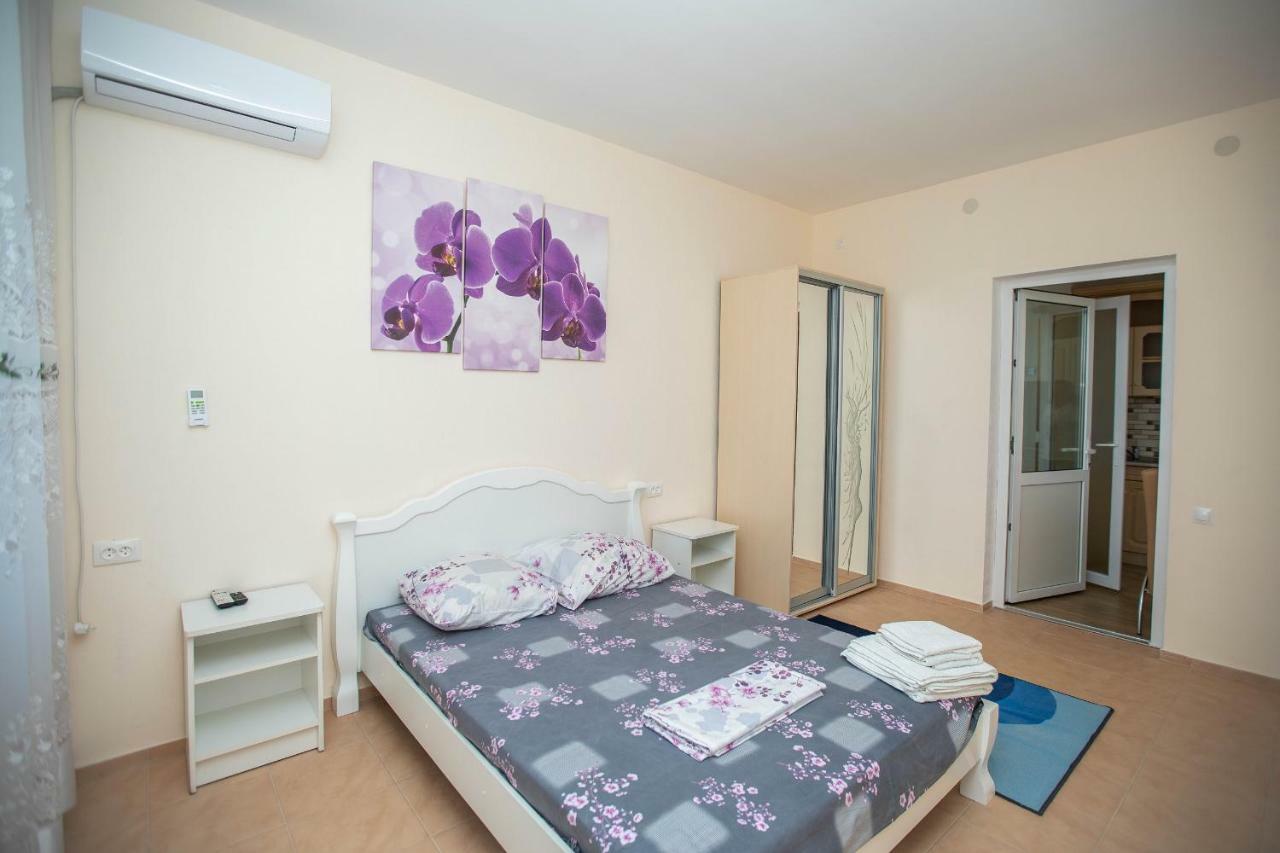 Amalia Hotel Zaliznij Port Eksteriør bilde