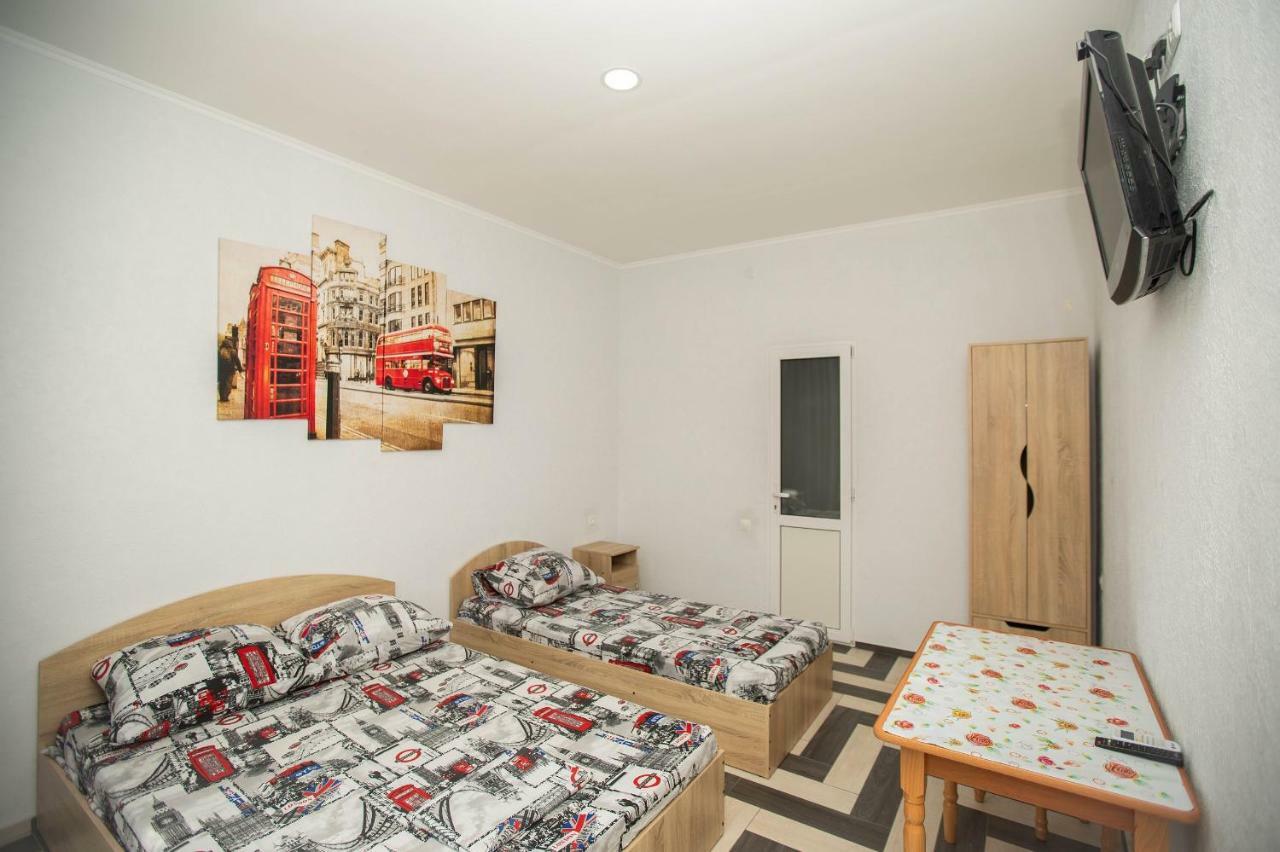 Amalia Hotel Zaliznij Port Eksteriør bilde